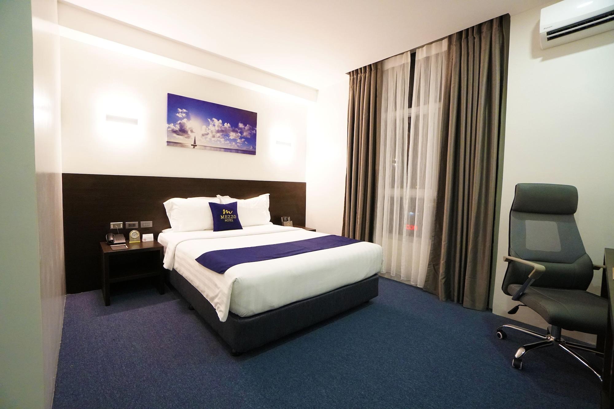 Mezzo Hotel Cebu Esterno foto