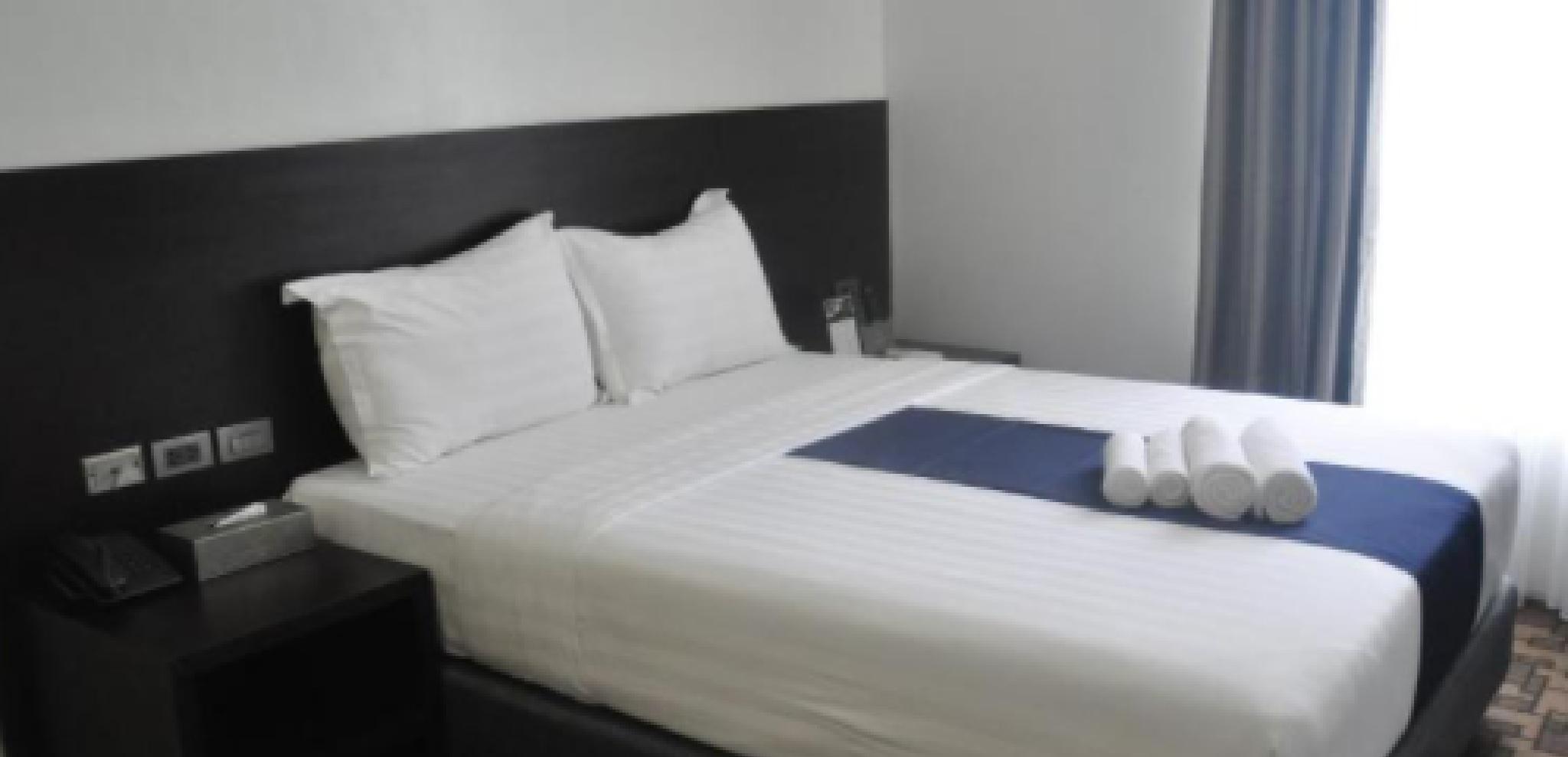 Mezzo Hotel Cebu Esterno foto