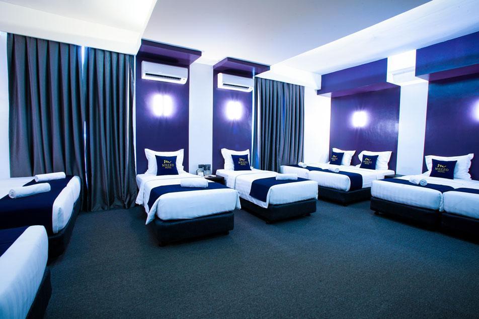 Mezzo Hotel Cebu Esterno foto